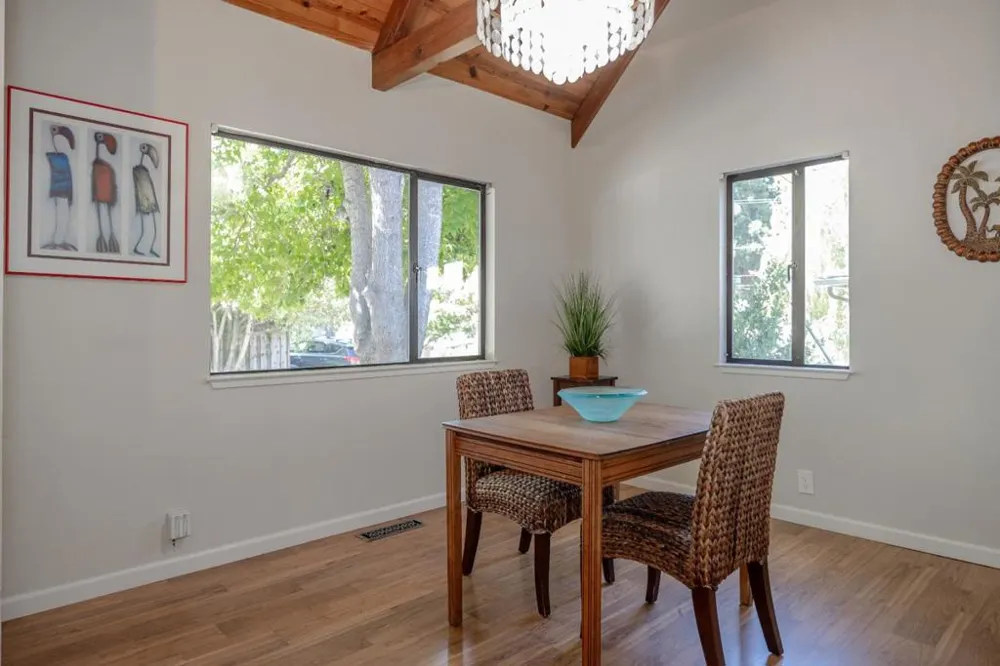 702 Beverly Avenue Capitola, CA 95010