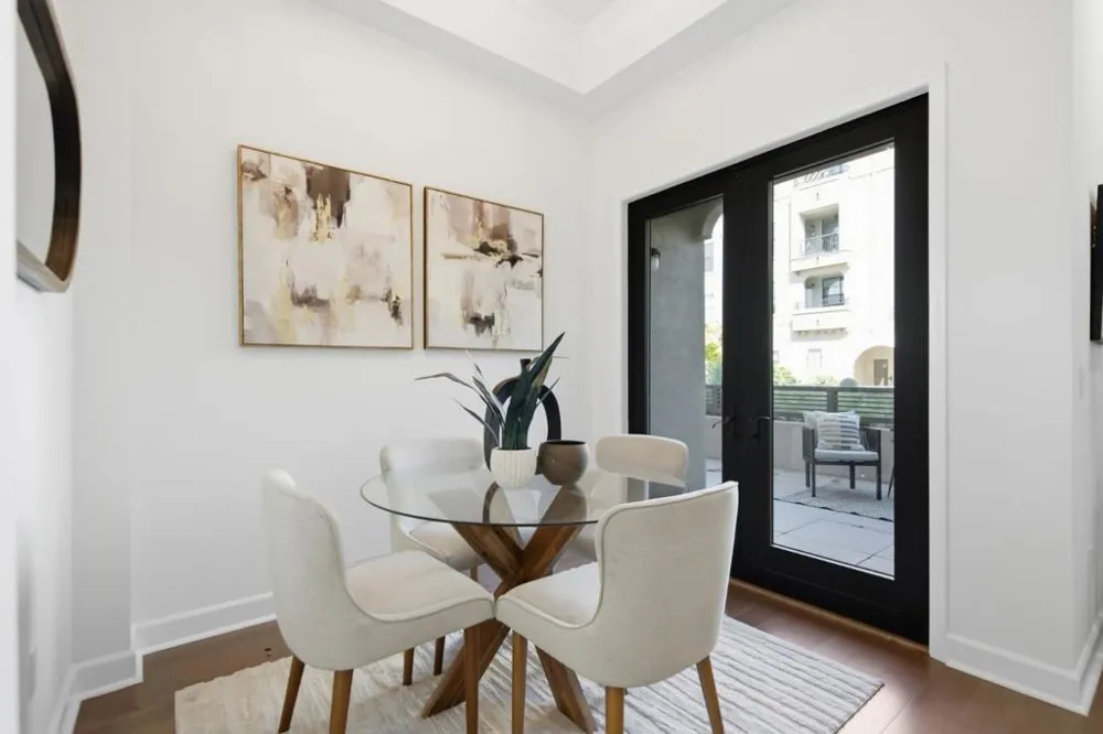 1001 Laurel Street #113 San Carlos, CA 94070