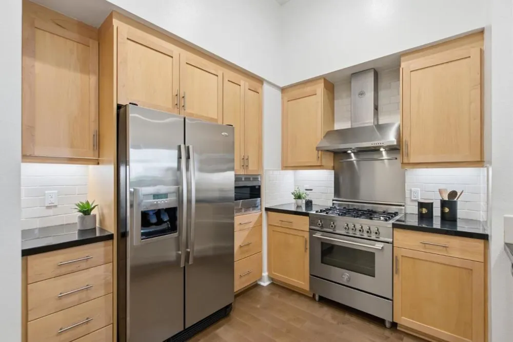 1001 Laurel Street #113 San Carlos, CA 94070