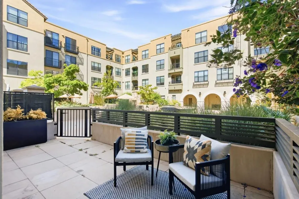 1001 Laurel Street #113 San Carlos, CA 94070