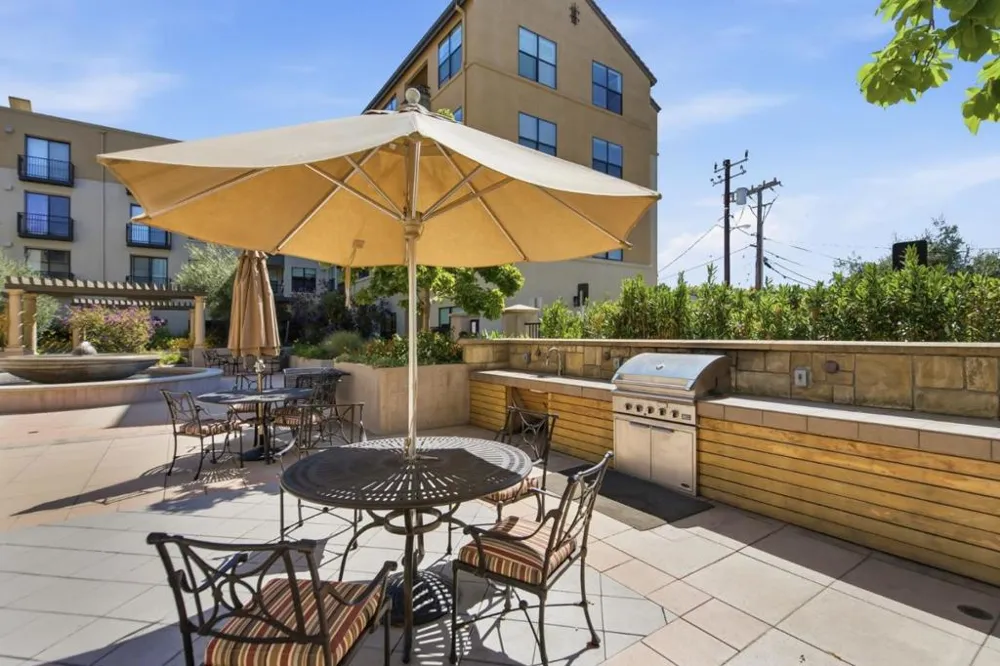 1001 Laurel Street #113 San Carlos, CA 94070