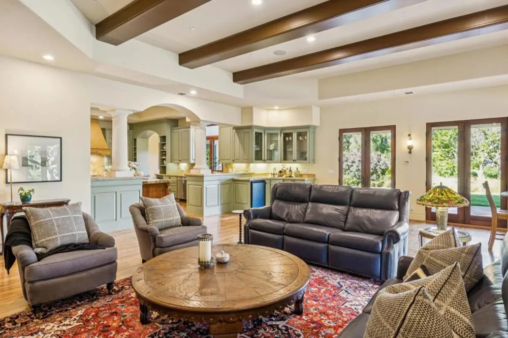 1295 Lions Peak Lane San Martin, CA 95046