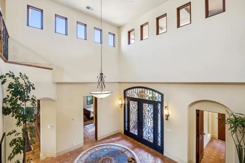 1295 Lions Peak Lane San Martin, CA 95046