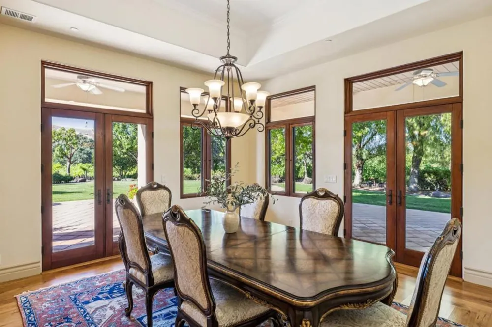 1295 Lions Peak Lane San Martin, CA 95046