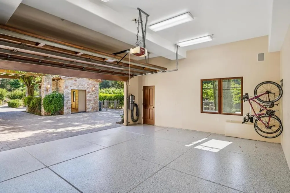 1295 Lions Peak Lane San Martin, CA 95046
