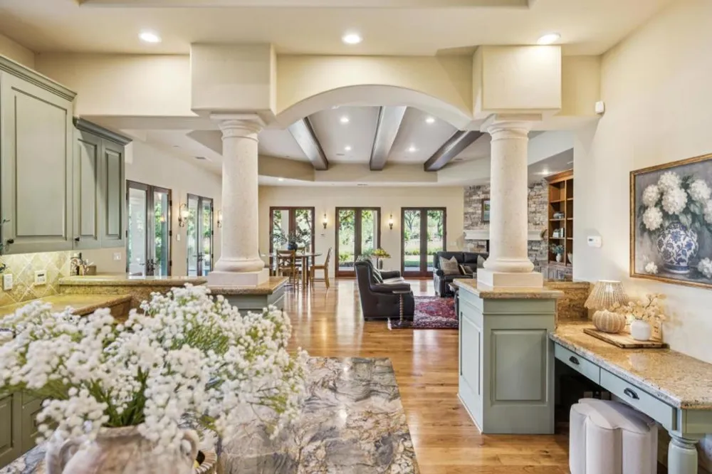 1295 Lions Peak Lane San Martin, CA 95046