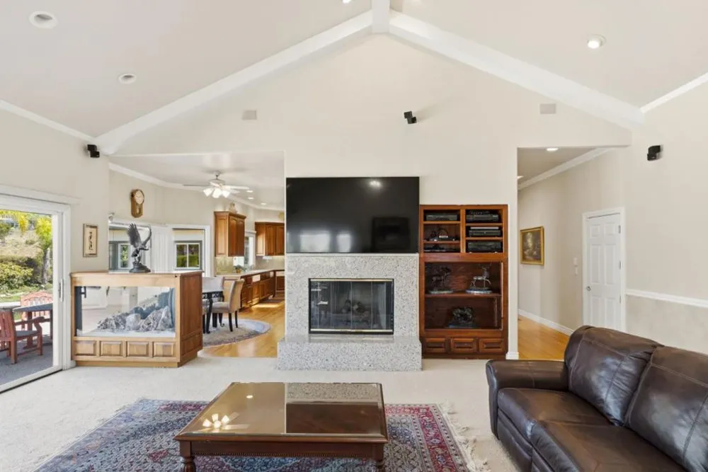 5600 Country Club Parkway San Jose, CA 95138