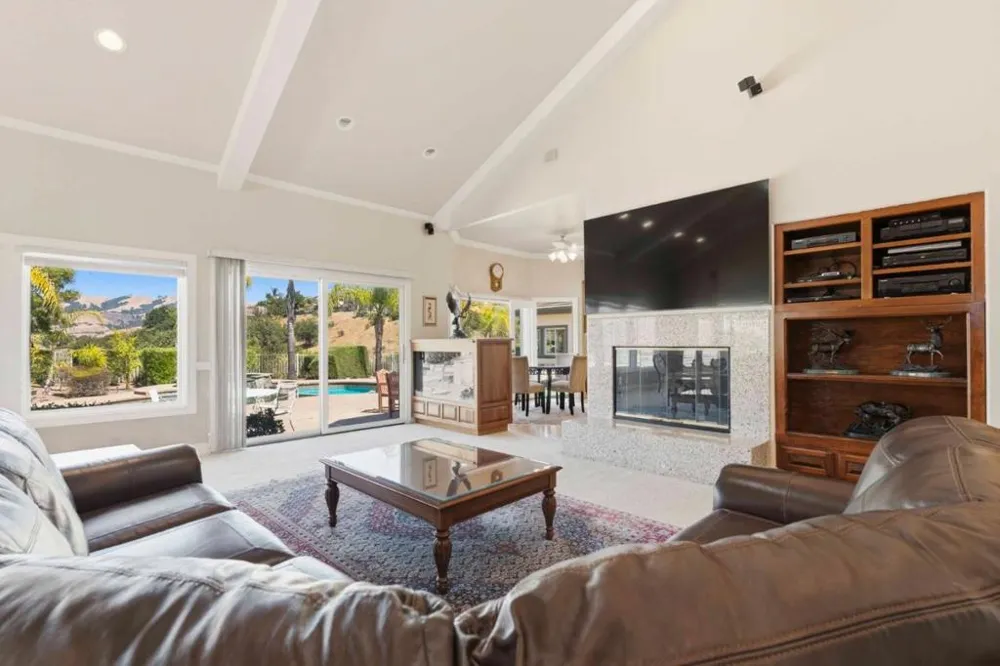 5600 Country Club Parkway San Jose, CA 95138