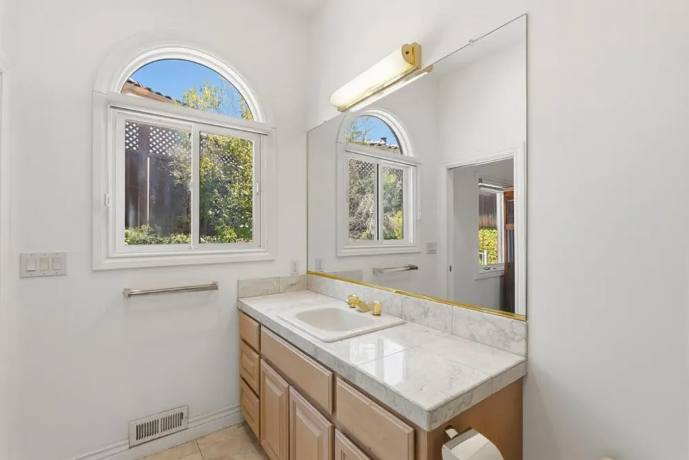 5600 Country Club Parkway San Jose, CA 95138