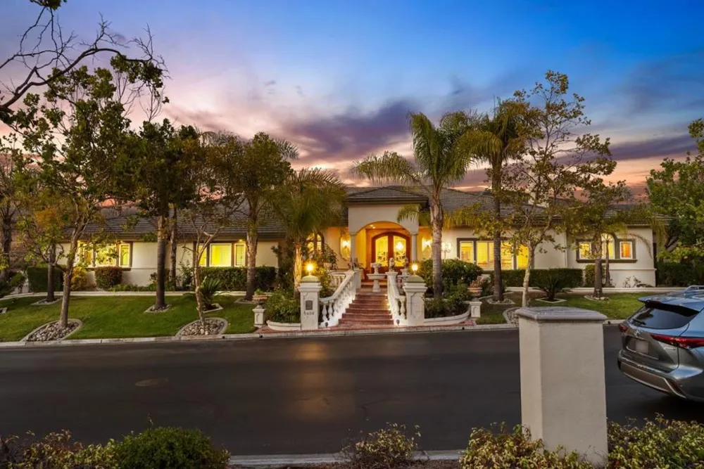 5600 Country Club Parkway San Jose, CA 95138