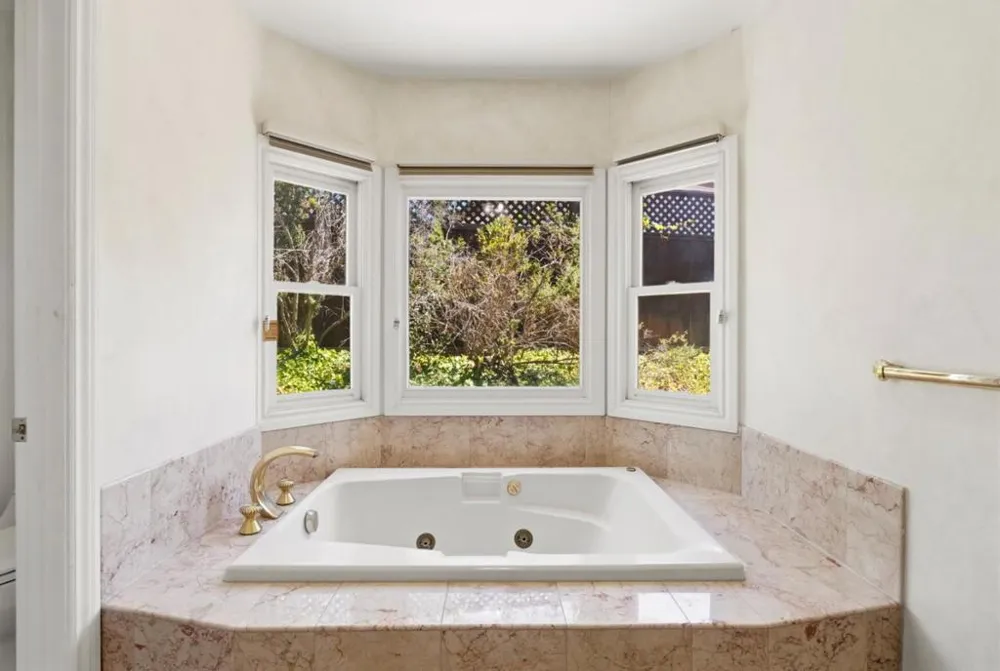 5600 Country Club Parkway San Jose, CA 95138