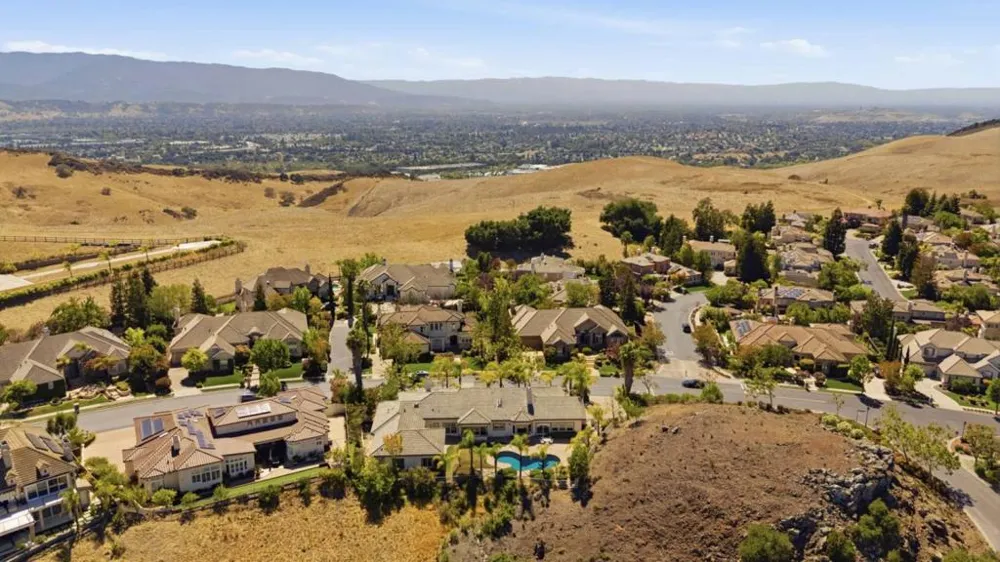 5600 Country Club Parkway San Jose, CA 95138