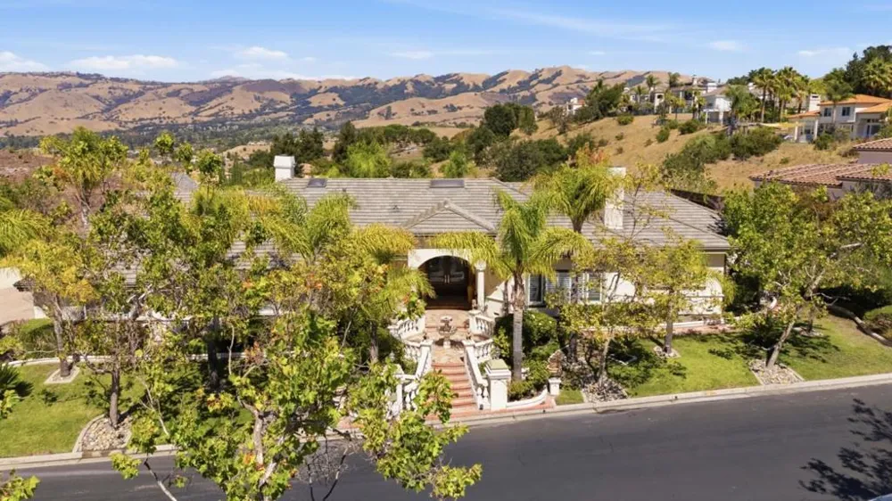 5600 Country Club Parkway San Jose, CA 95138