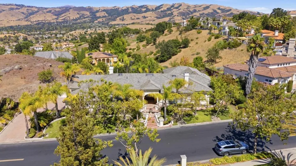 5600 Country Club Parkway San Jose, CA 95138