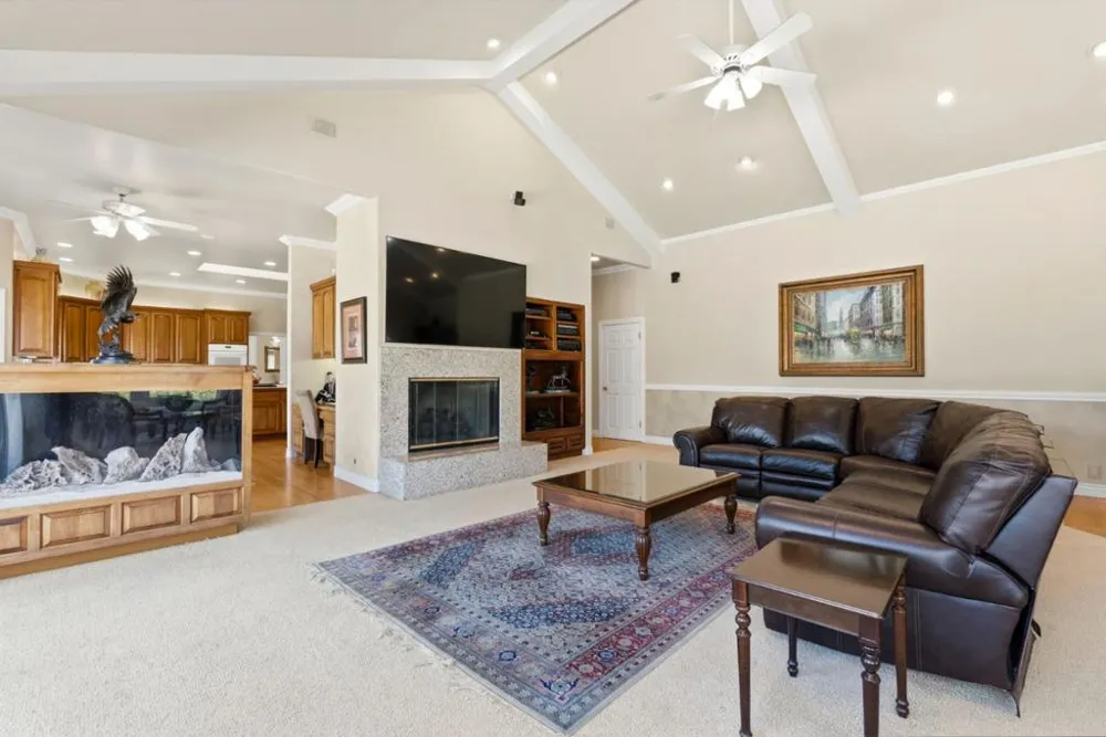5600 Country Club Parkway San Jose, CA 95138