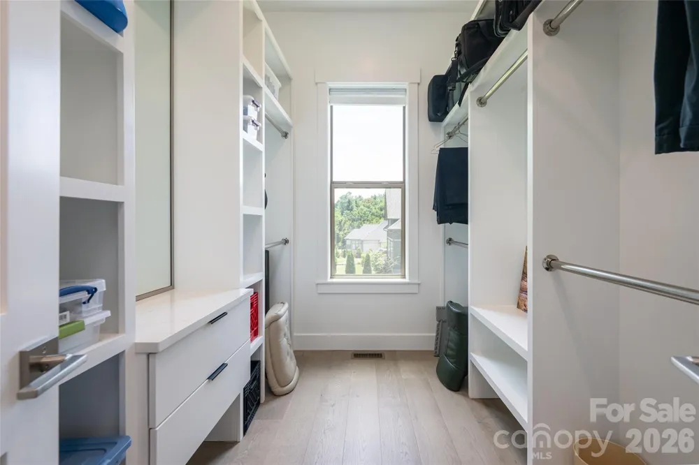 769 Daniel Circle Drive Mills River, NC 28759