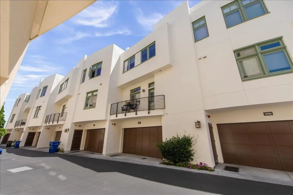 608 Allerton Loop Campbell, CA 95008