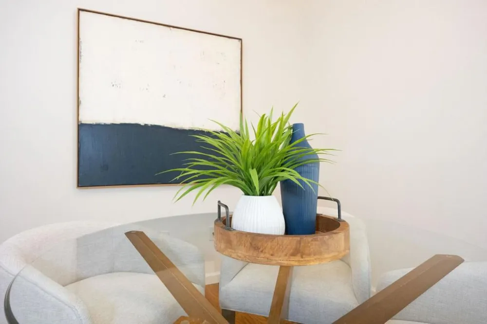 2559 Park Boulevard #M101 Palo Alto, CA 94306