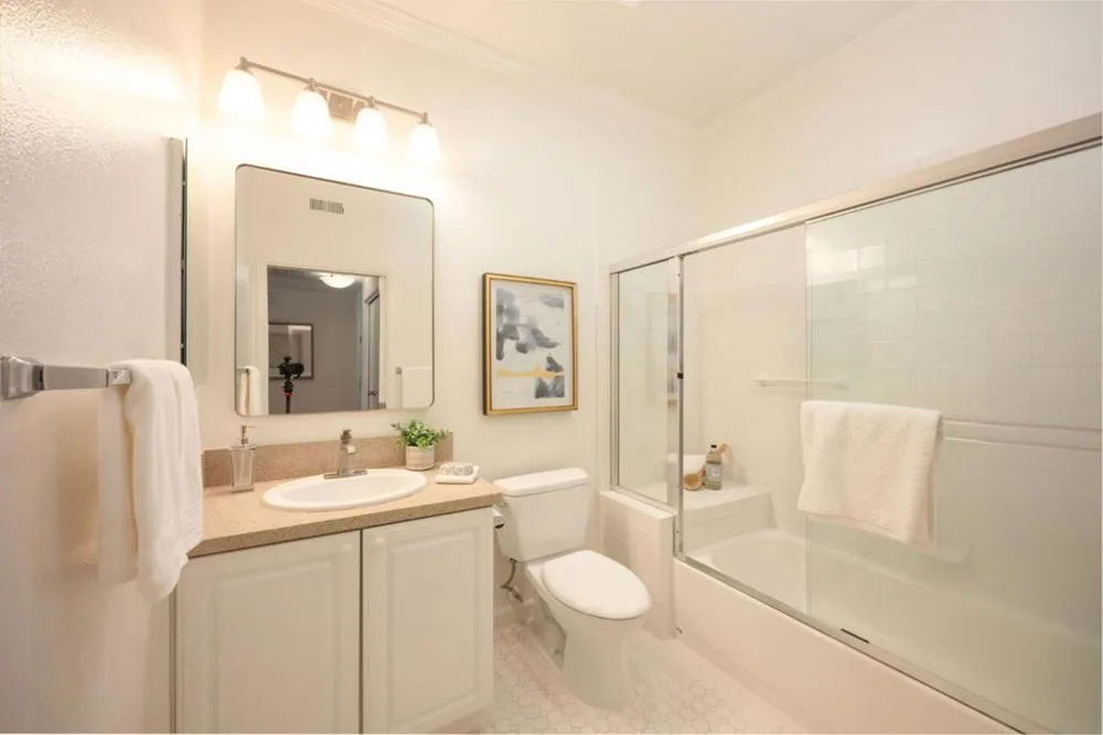 2559 Park Boulevard #M101 Palo Alto, CA 94306