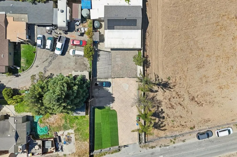 9 Hughes Road Watsonville, CA 95076