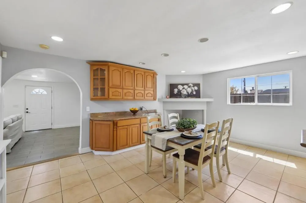 9 Hughes Road Watsonville, CA 95076