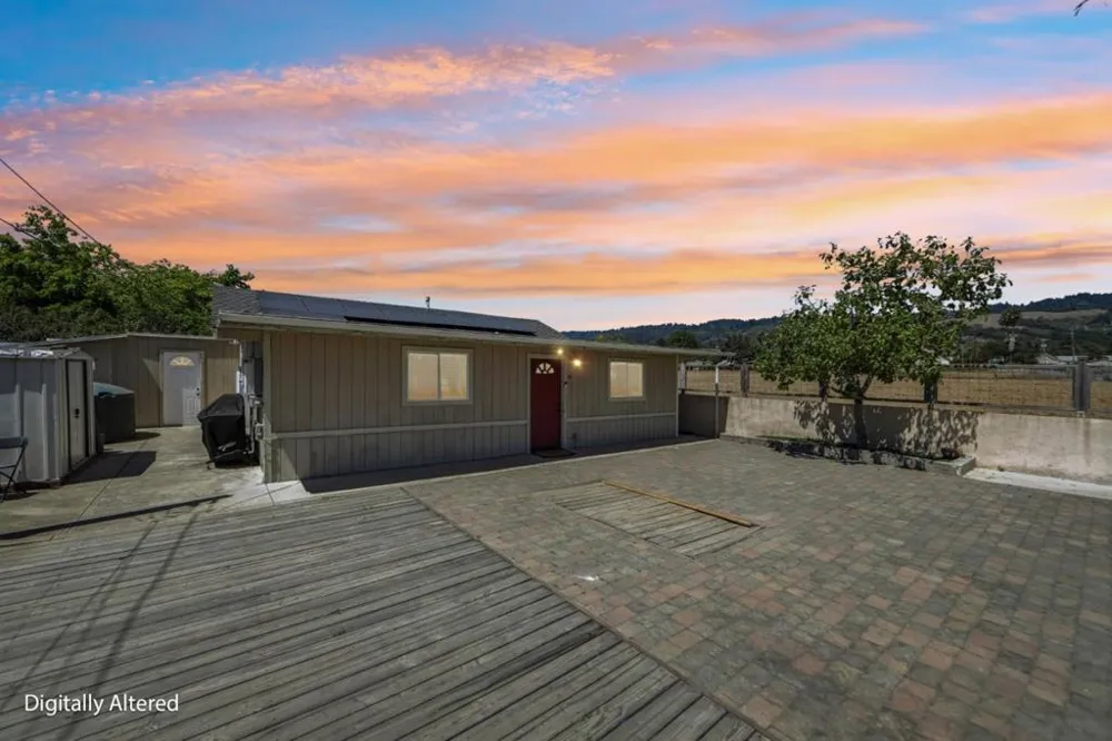 9 Hughes Road Watsonville, CA 95076