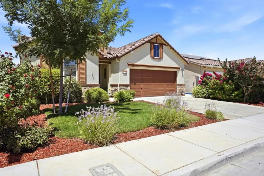 450 Amabile Drive Los Banos, CA 93635