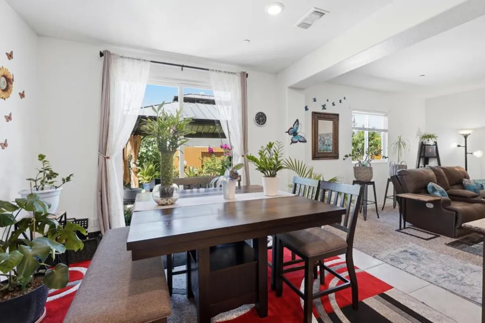 450 Amabile Drive Los Banos, CA 93635