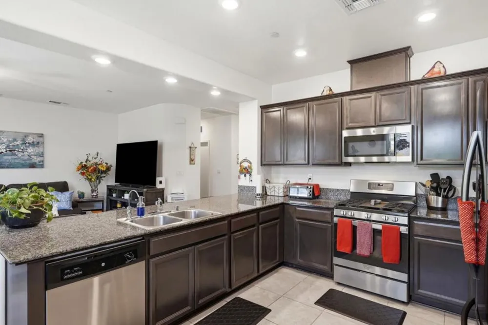 450 Amabile Drive Los Banos, CA 93635