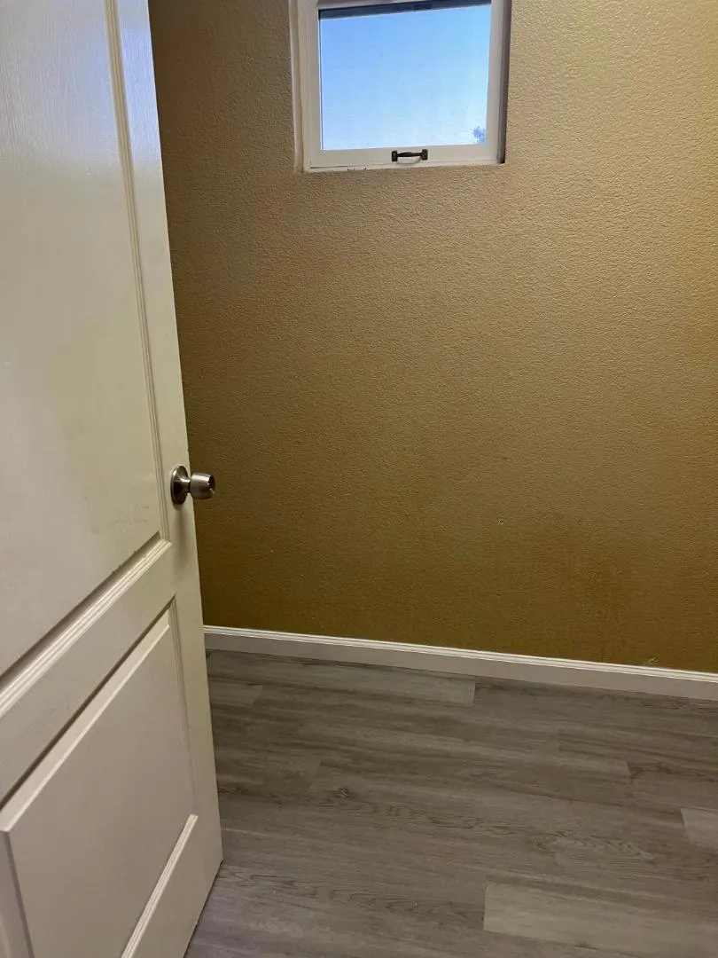 7021 Walter Avenue Sacramento, CA 95828