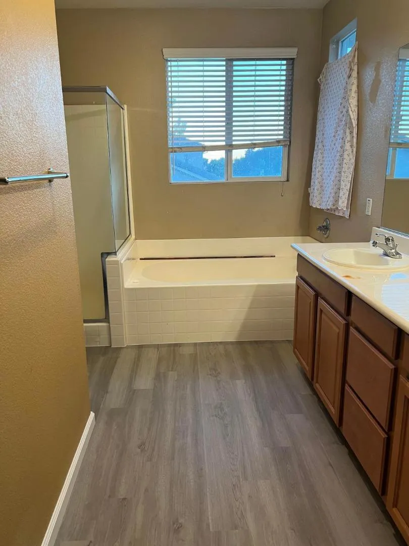 7021 Walter Avenue Sacramento, CA 95828