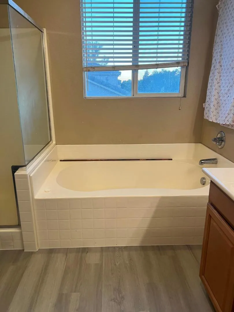 7021 Walter Avenue Sacramento, CA 95828