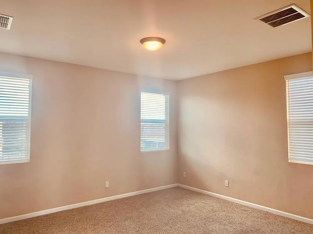 7021 Walter Avenue Sacramento, CA 95828