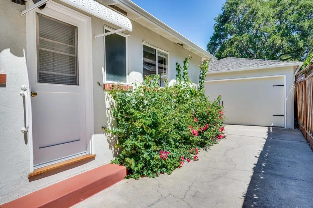 452 Church Street Mountain View, CA 94041