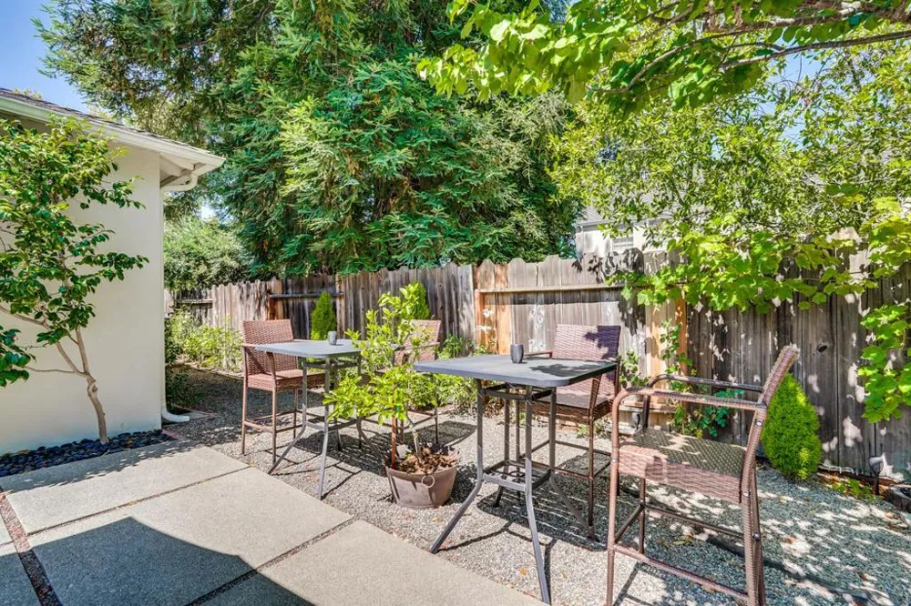 452 Church Street Mountain View, CA 94041