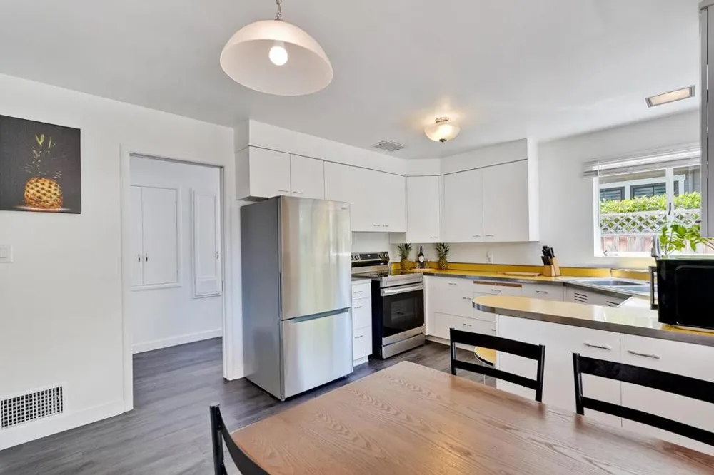 452 Church Street Mountain View, CA 94041