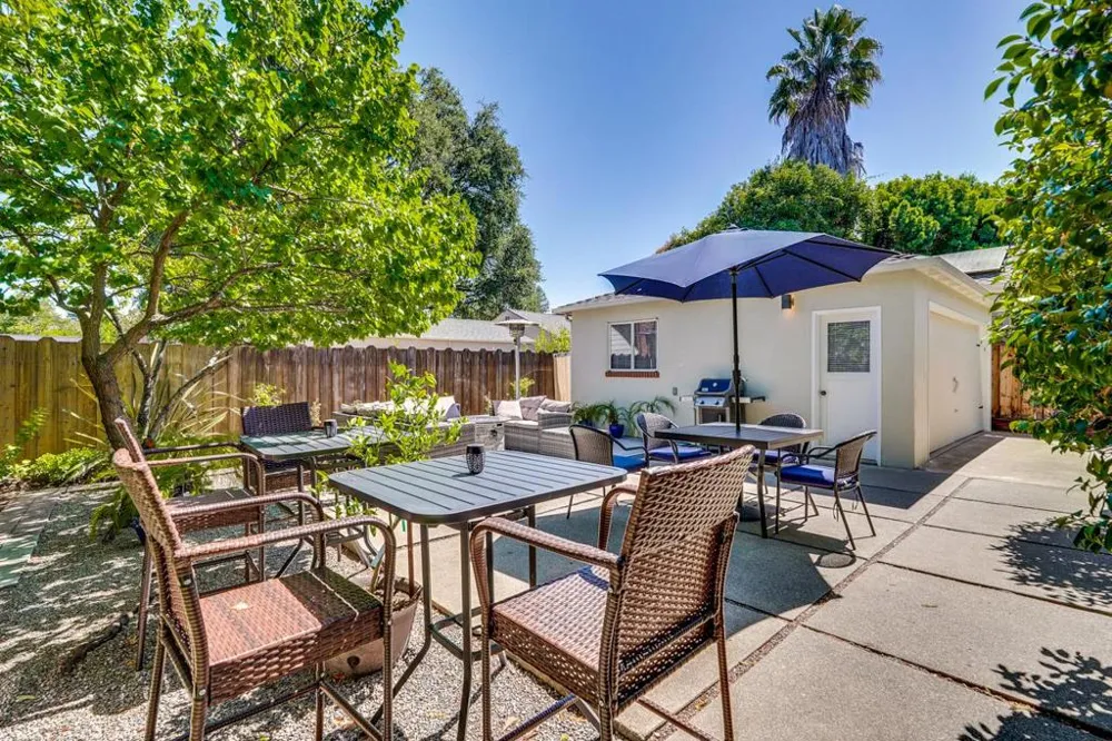 452 Church Street Mountain View, CA 94041