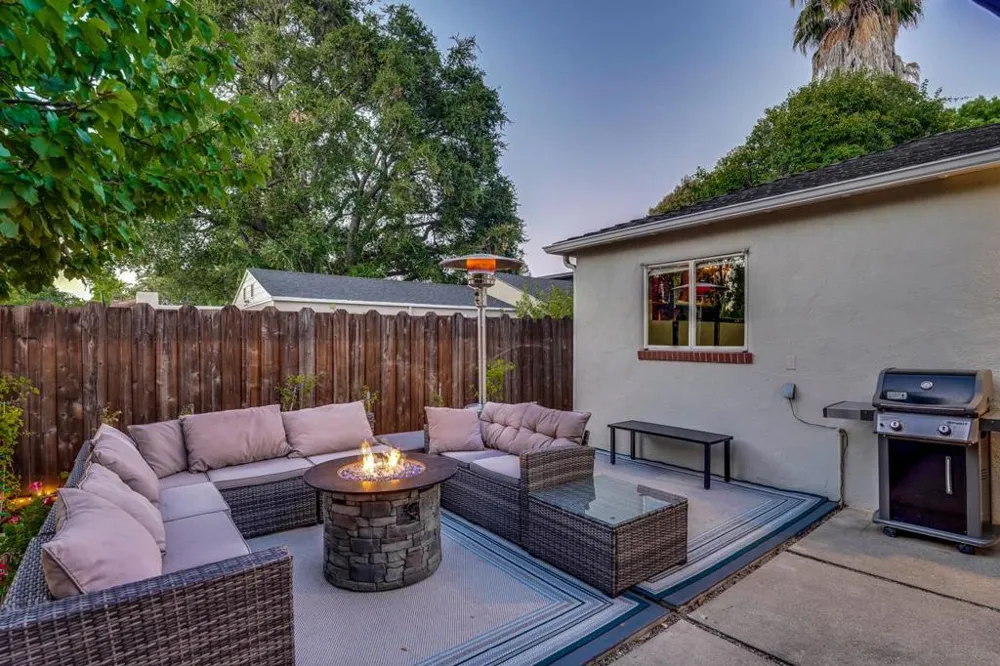 452 Church Street Mountain View, CA 94041