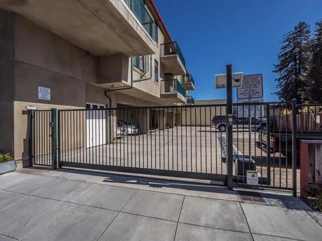 1111 Ocean Street #204 Santa Cruz, CA 95060