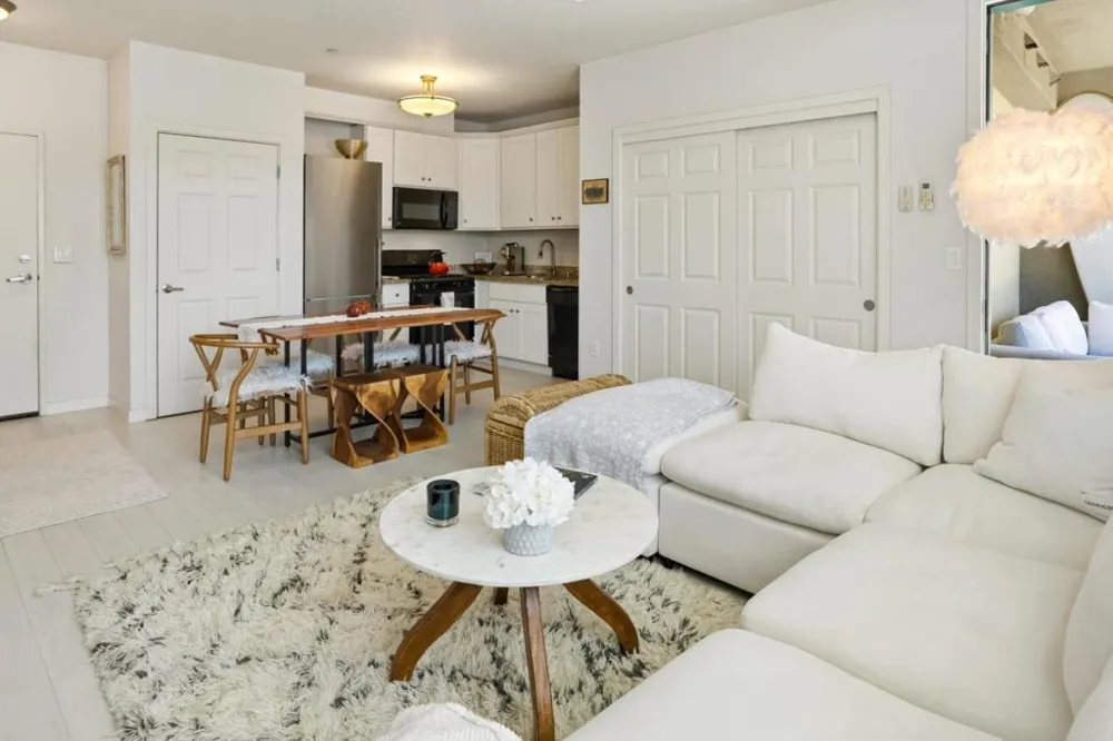 1111 Ocean Street #204 Santa Cruz, CA 95060