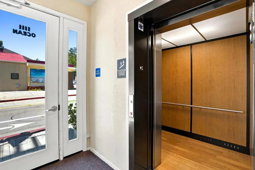 1111 Ocean Street #204 Santa Cruz, CA 95060