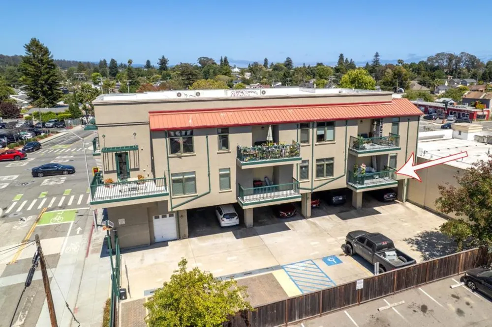 1111 Ocean Street #204 Santa Cruz, CA 95060