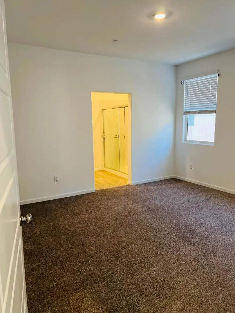 7352 Dorstone Way Sacramento, CA 95829