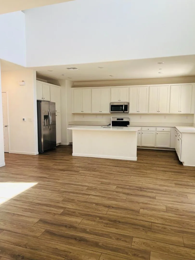 7352 Dorstone Way Sacramento, CA 95829