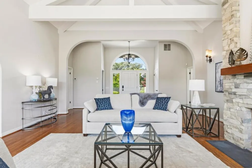 7011 Valley Greens Circle Carmel, CA 93923