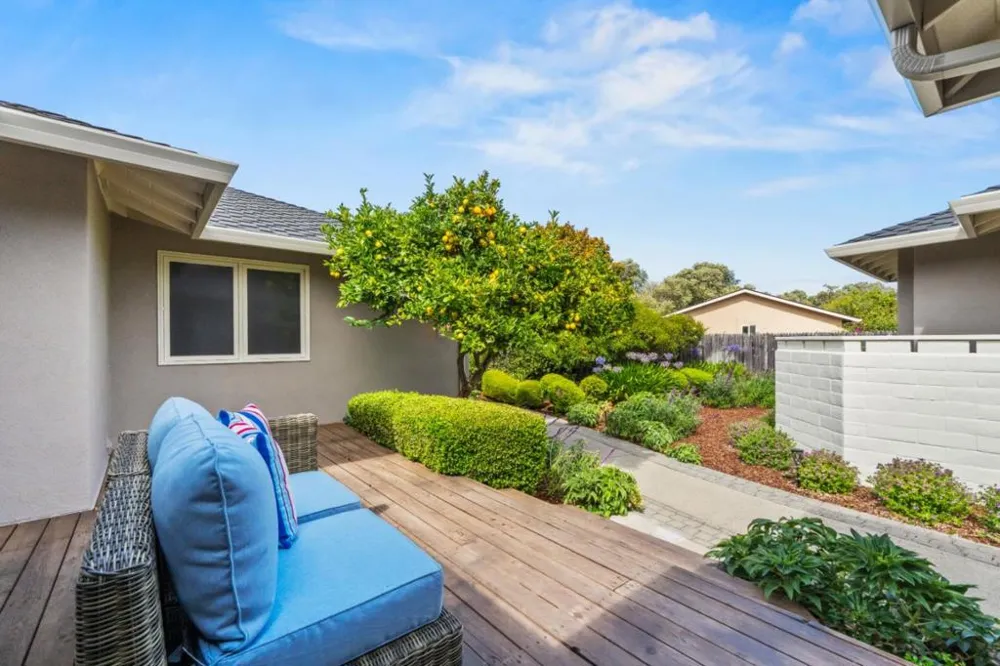 7011 Valley Greens Circle Carmel, CA 93923