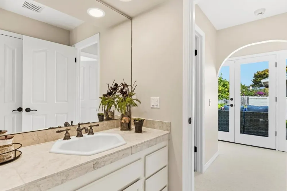 7011 Valley Greens Circle Carmel, CA 93923