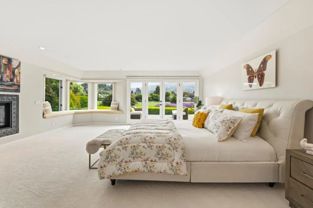 7011 Valley Greens Circle Carmel, CA 93923