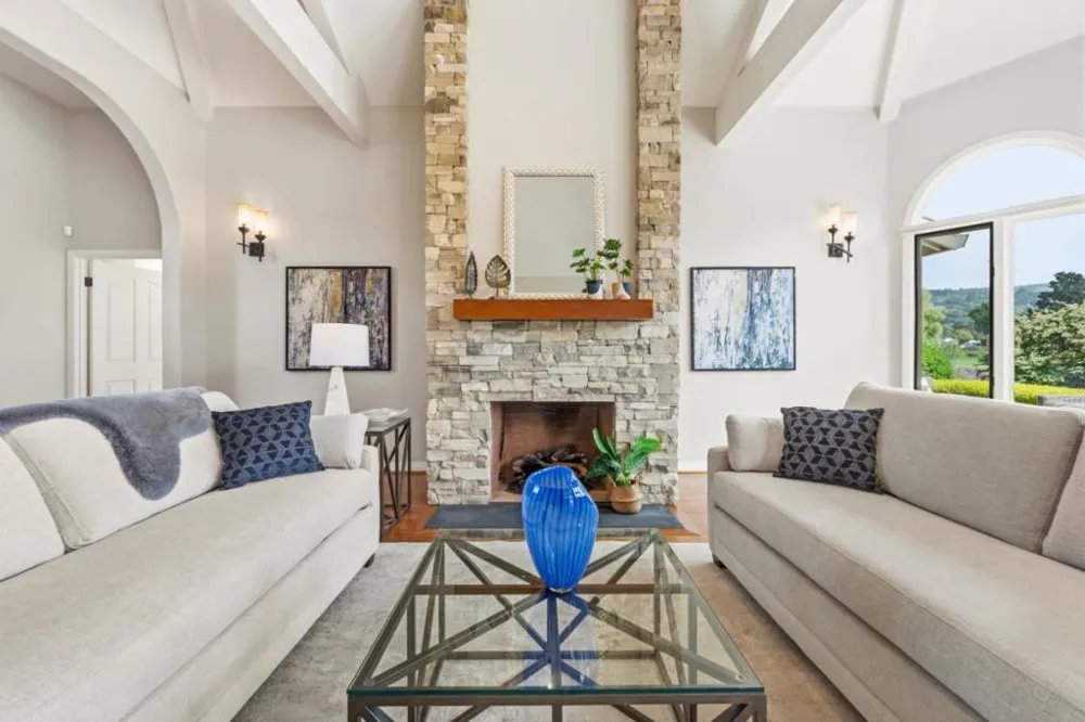7011 Valley Greens Circle Carmel, CA 93923