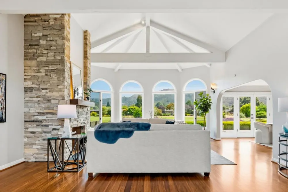 7011 Valley Greens Circle Carmel, CA 93923